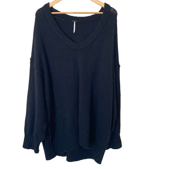 FREE PEOPLE Brookside Tunic Oversized Chunky Sweater in Black, Size X-Large - Picture 5 of 16